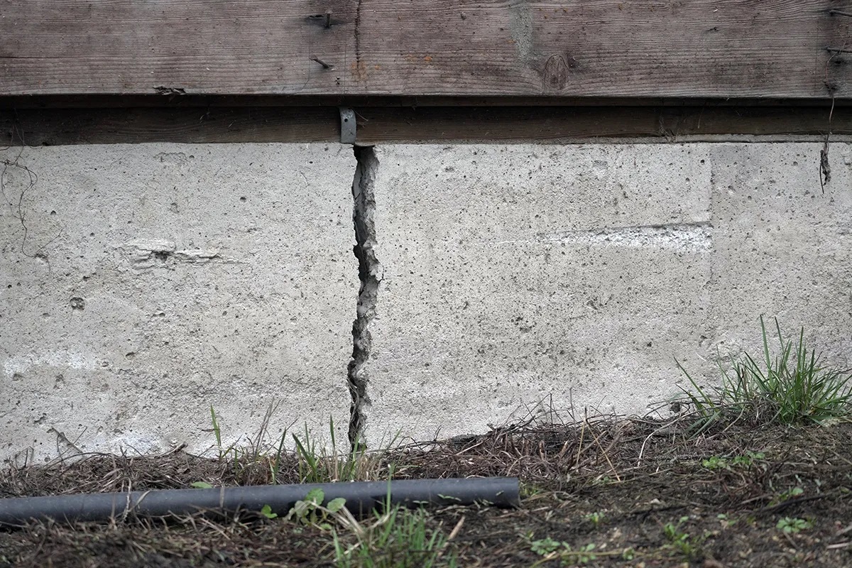 What to Do If You Find a Foundation Crack: Expert Tips for Calgary Homeowners
